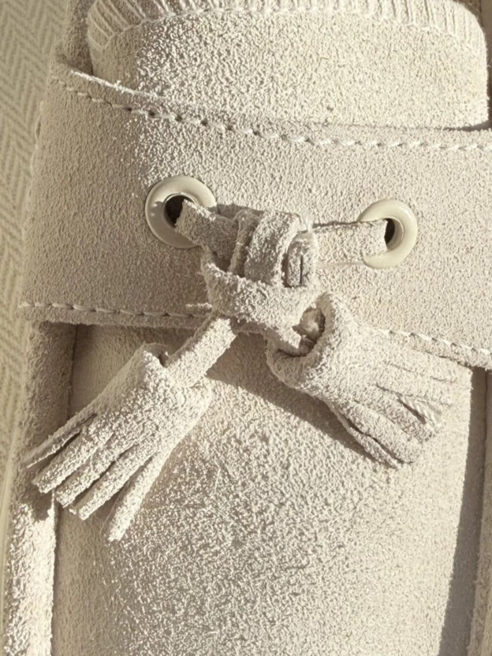 Converse Chuck Taylor All Star Lugged Heel Loafer Suede Tassel Beige 8.5 New - Picture 3 of 16